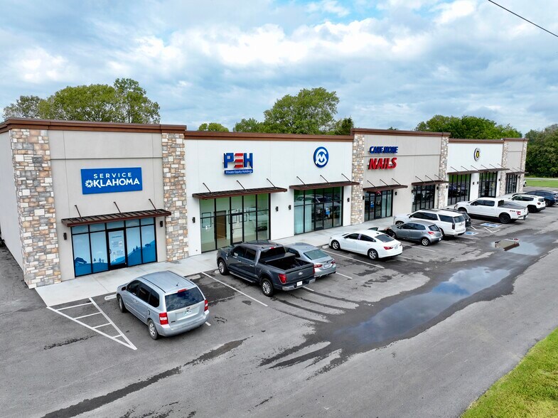 2251 88 hwy, Claremore, OK à vendre - Photo du bâtiment - Image 1 de 31