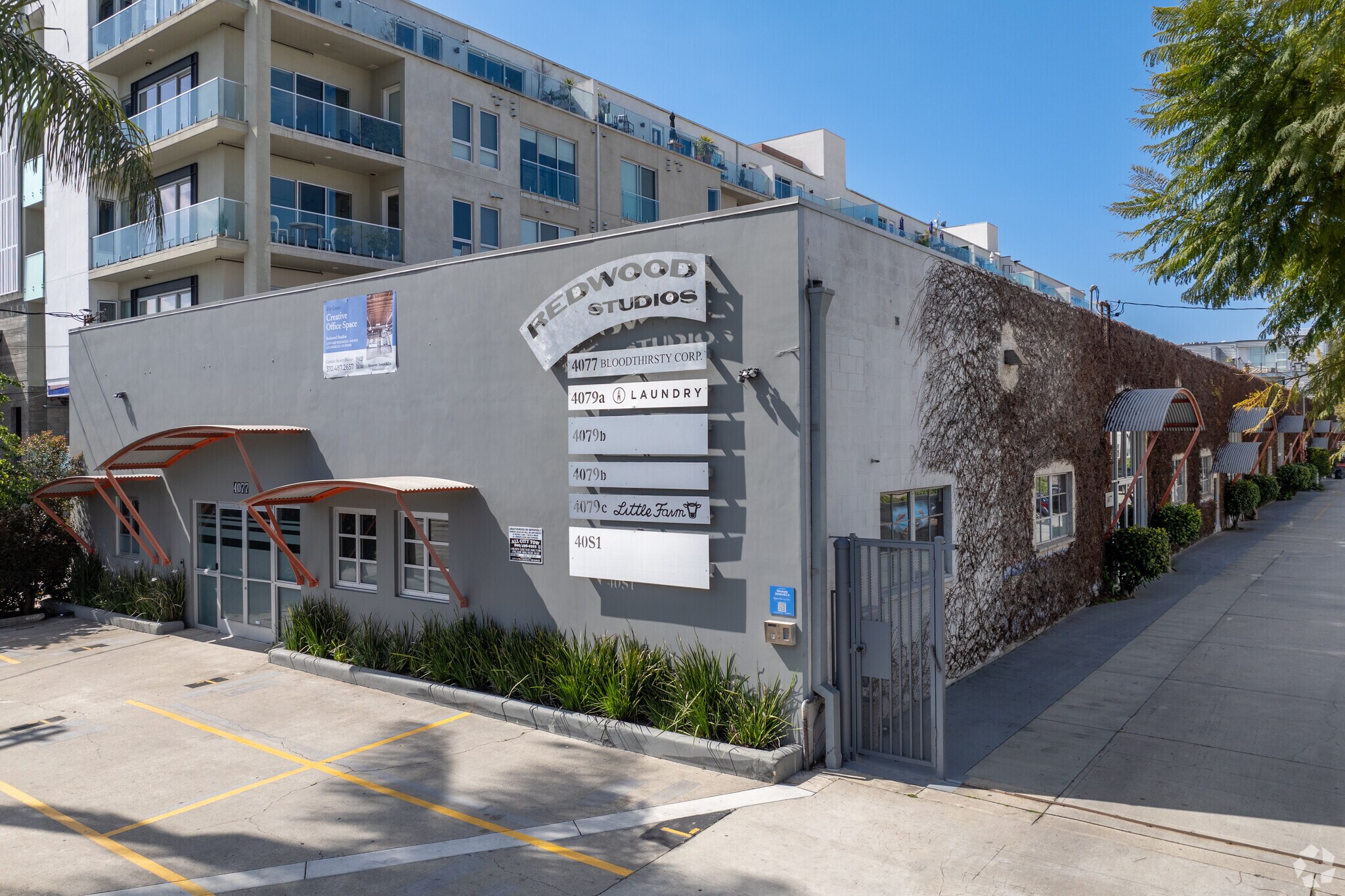 4077-4081 Redwood Ave, Los Angeles, CA for lease Building Photo- Image 1 of 12