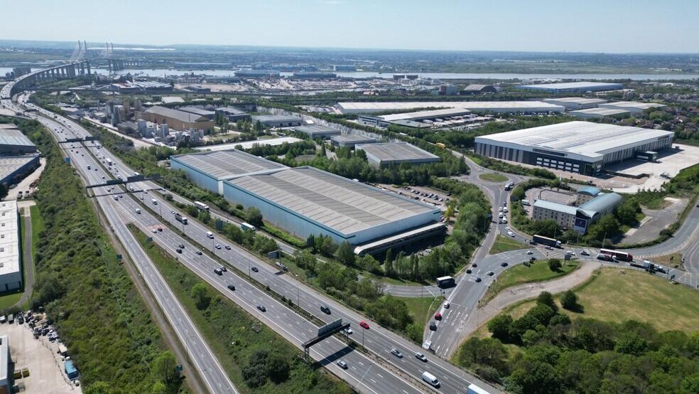 Dolphin Way, Purfleet à vendre - Photo du bâtiment - Image 2 de 16