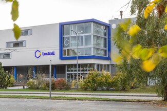 Plus de détails pour 13 Avenue Louis Bréguet, Vélizy-Villacoublay - Bureau à louer