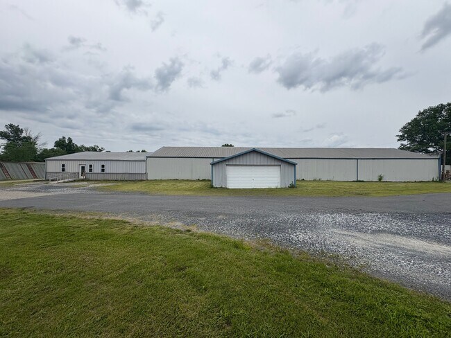 Plus de détails pour 2020 Chambersburg Rd, Gettysburg, PA - Industriel à louer