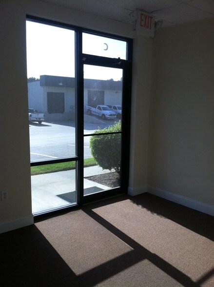 2354 Pendley Rd, Cumming, GA à louer - Autre - Image 2 de 7