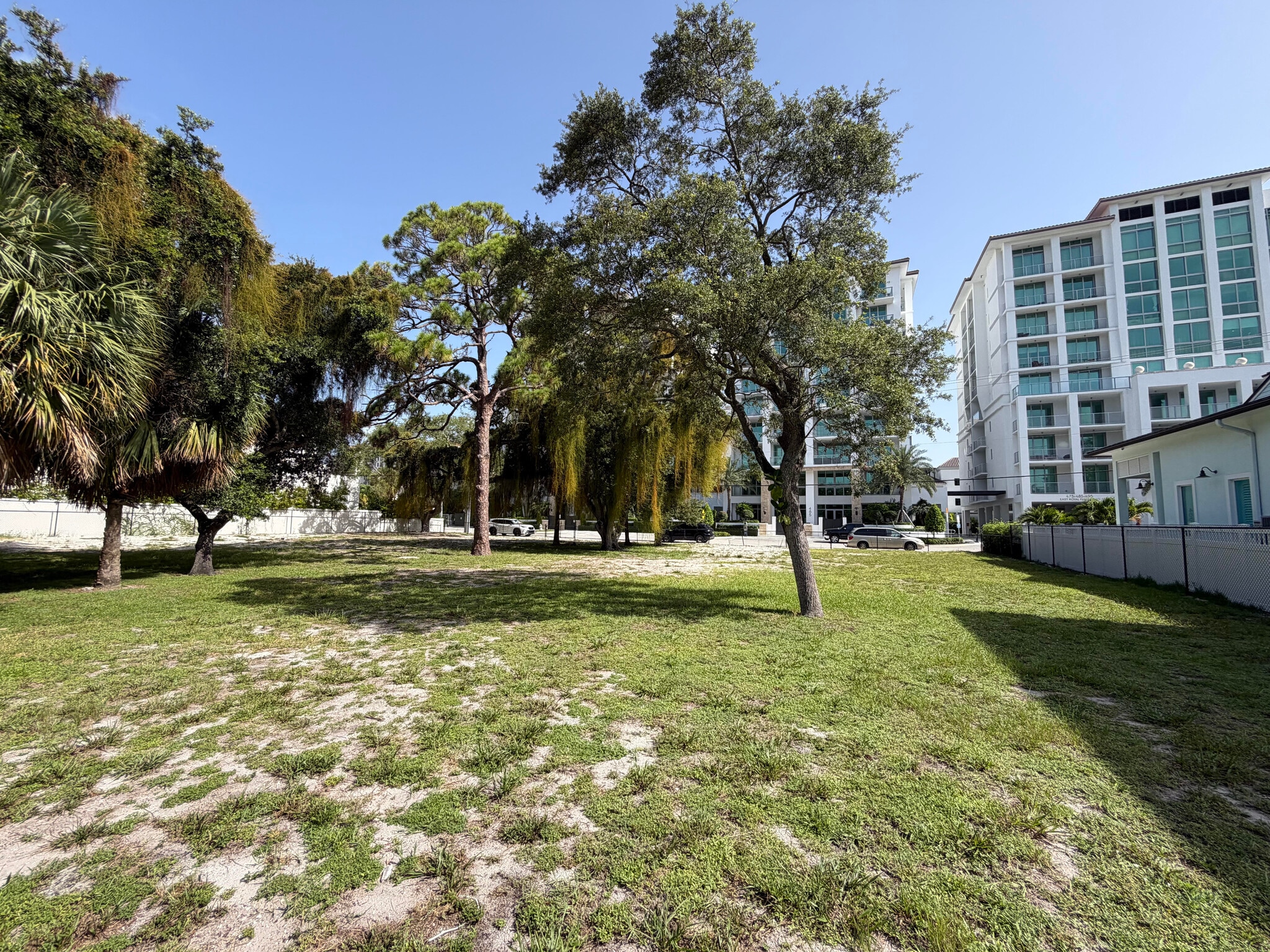 450 E Royal Palm Rd, Boca Raton, FL for sale Primary Photo- Image 1 of 11