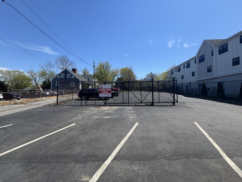11 Water St, Plymouth, MA for sale - Primary Photo - Image 1 of 5