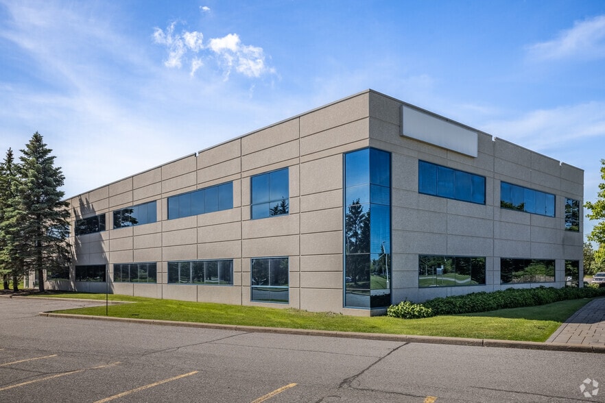 3000 Solandt Rd, Ottawa, ON for lease - Building Photo - Image 2 of 3