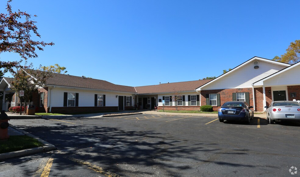 5722-5756 N Broadway St, Kansas City, MO à louer - Photo du bâtiment - Image 3 de 9