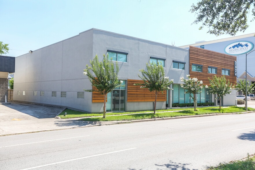 2424 W Holcombe Blvd, Houston, TX à louer - Photo du bâtiment - Image 3 de 22