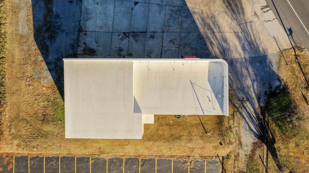 811 W Constance Rd, Suffolk, VA à vendre - Photo du bâtiment - Image 3 de 26