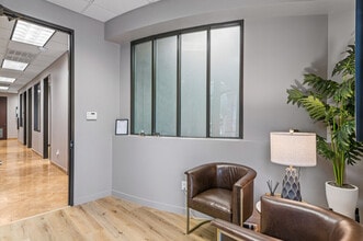 10320 Lake Rd, Houston, TX à louer Photo intérieure- Image 2 de 5