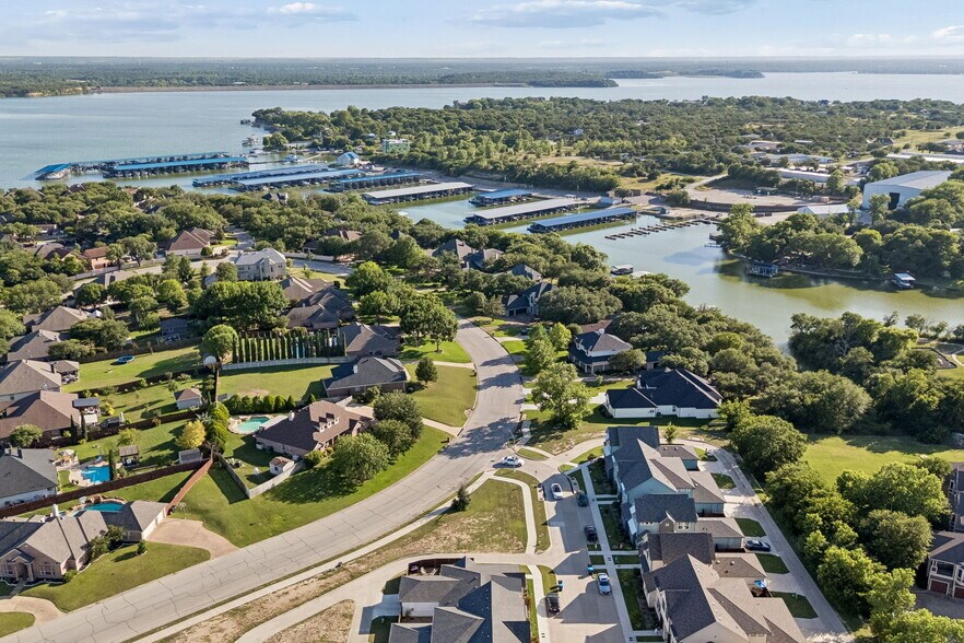 9544 Thorncrown Ln, Fort Worth, TX for sale - Aerial - Image 2 of 26