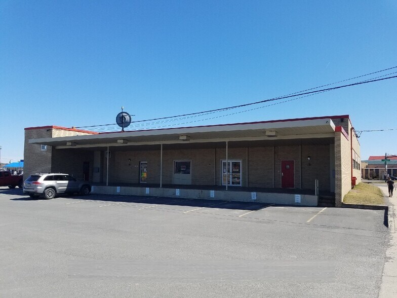 2 W Park Ave, Dubois, PA à vendre - Photo du bâtiment - Image 2 de 23