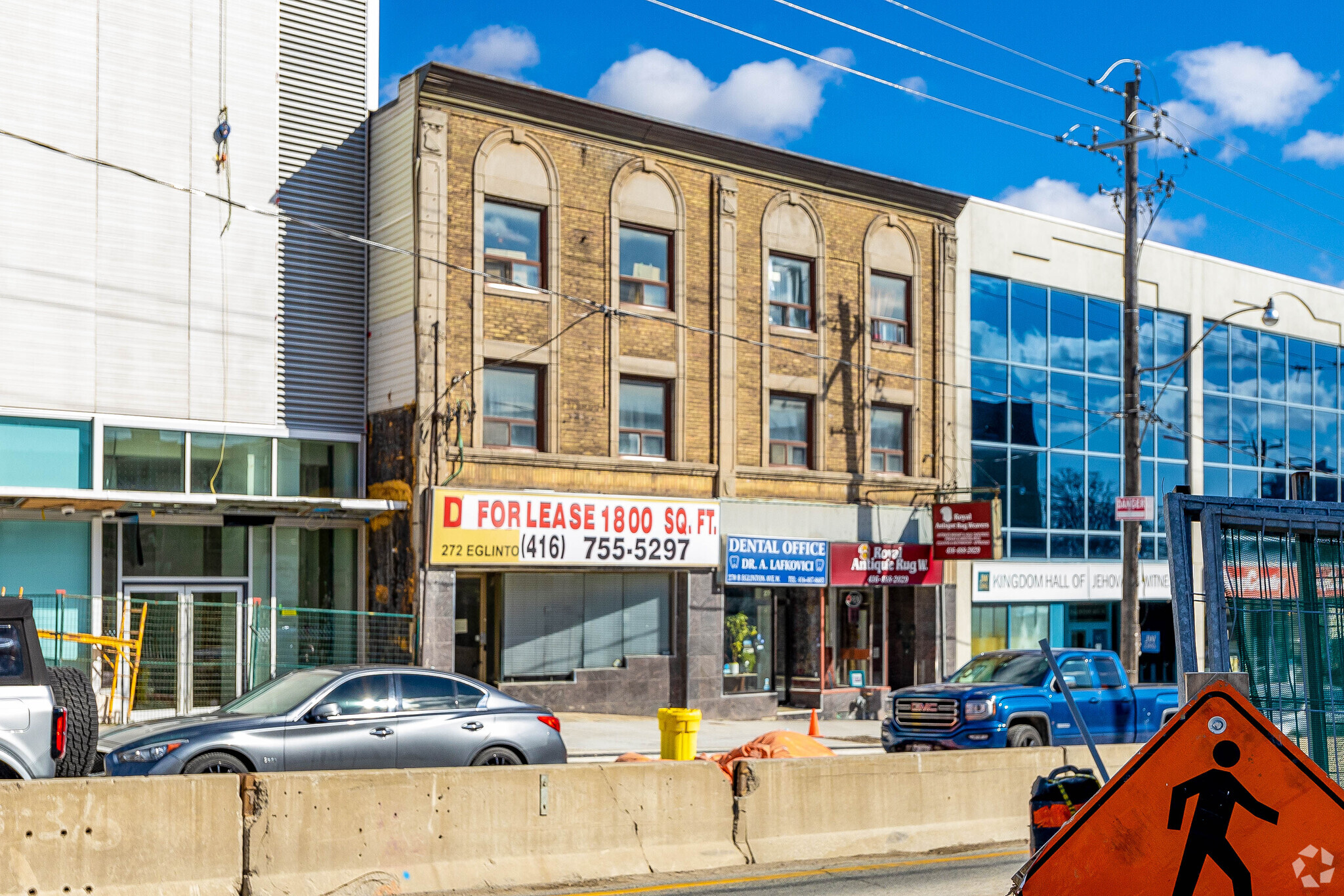 270-272 Eglinton Ave W, Toronto, ON à vendre Photo principale- Image 1 de 3