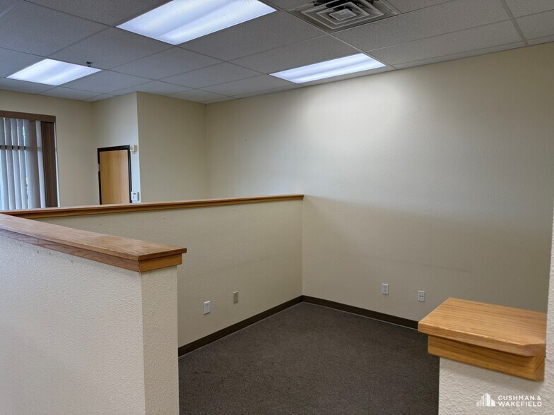 4562 Denrose Ct, Fort Collins, CO à louer - Photo du bâtiment - Image 3 de 7