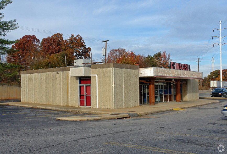 1519-1601 S Scales St, Reidsville, NC à louer - Photo du bâtiment - Image 1 de 3