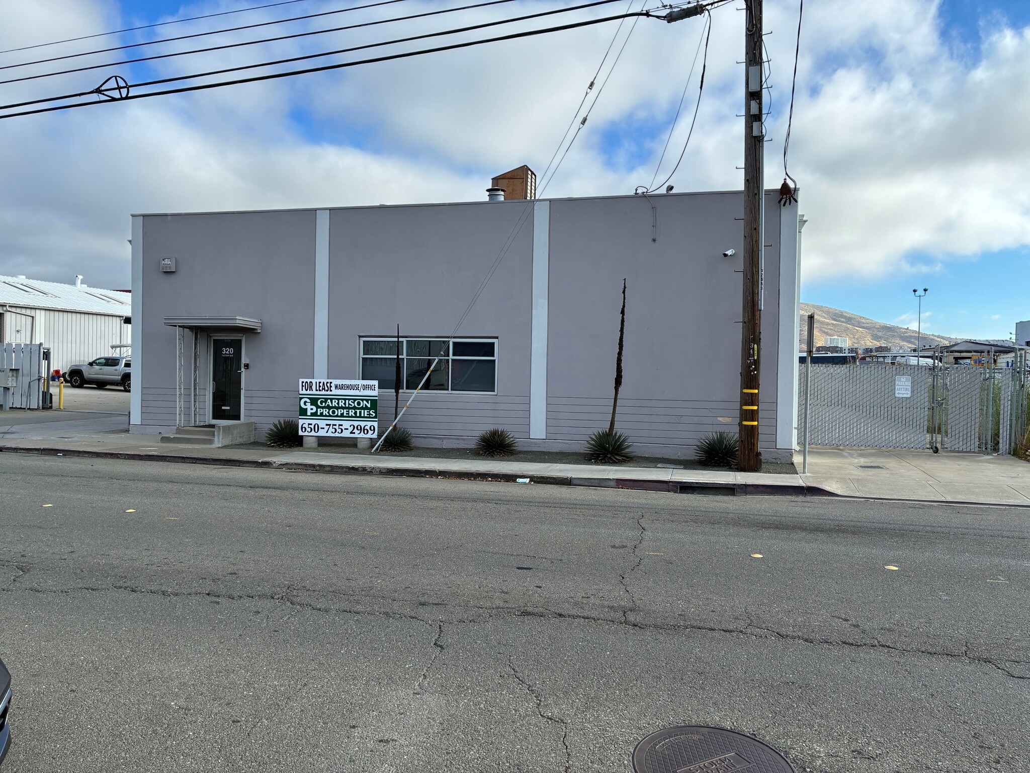 320 Victory Ave, South San Francisco, CA for lease Interior Photo- Image 1 of 9