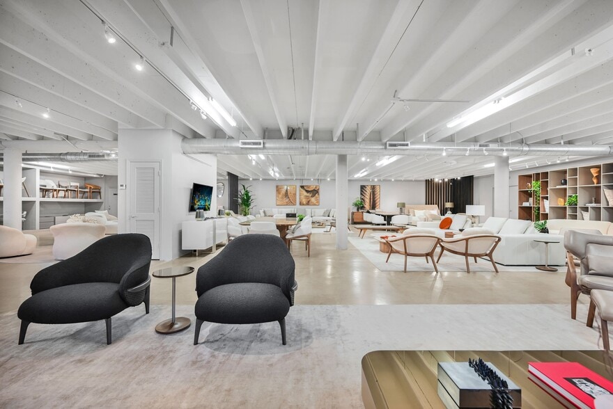 294 NW 54th St, Miami, FL for lease - Building Photo - Image 3 of 3