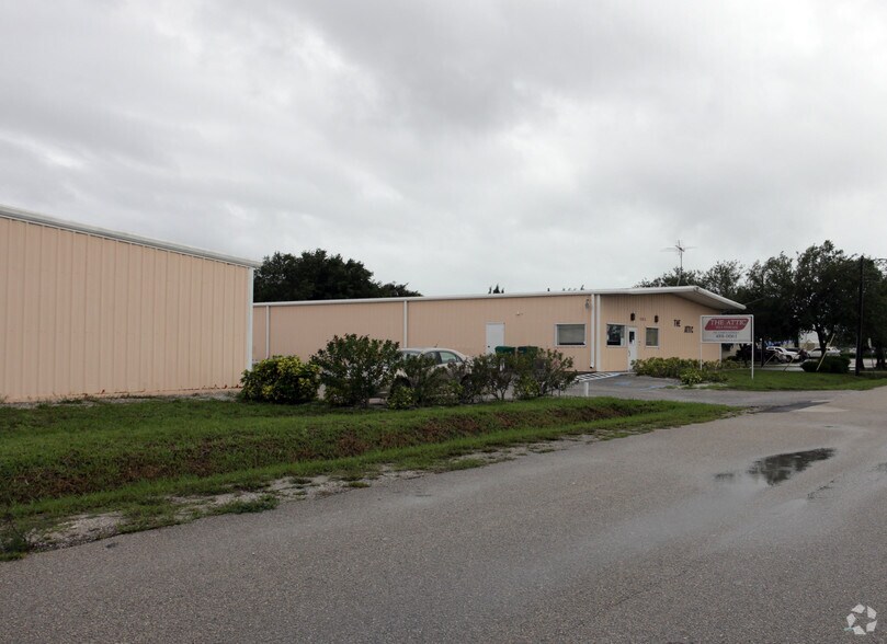 102 James St, Venice, FL à vendre - Photo du bâtiment - Image 1 de 18