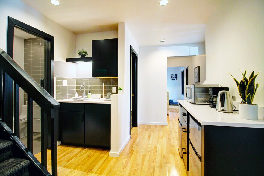 595 Canyon Blvd, Boulder, CO à louer - Photo du bâtiment - Image 3 de 7