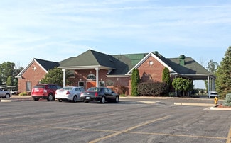 Plus de détails pour 911 Saint James Park Ave, Monroe, MI - Sports et divertissement à vendre