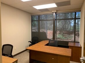 11030 Jones Bridge Rd, Alpharetta, GA for lease Interior Photo- Image 2 of 5