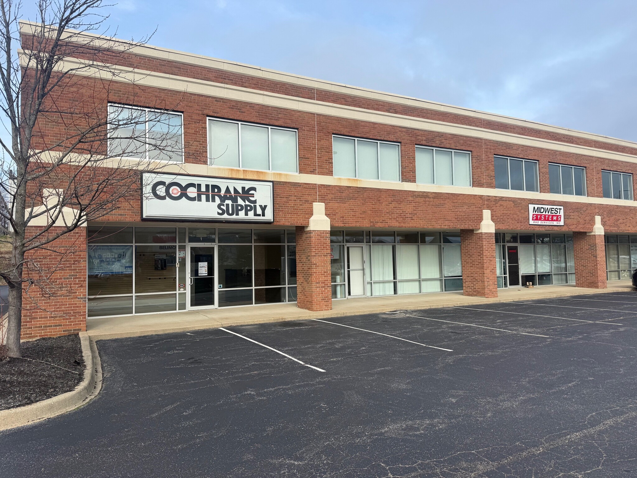 11501 Plantside Dr, Louisville, KY for lease Primary Photo- Image 1 of 18