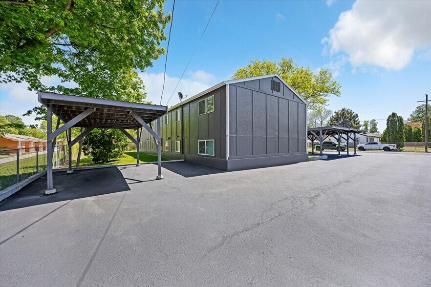1625 Shoup Ave E, Twin Falls, ID à vendre - Photo du bâtiment - Image 3 de 8