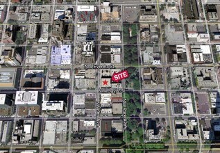825 NW Davis St, Portland, OR - Aerial  map view