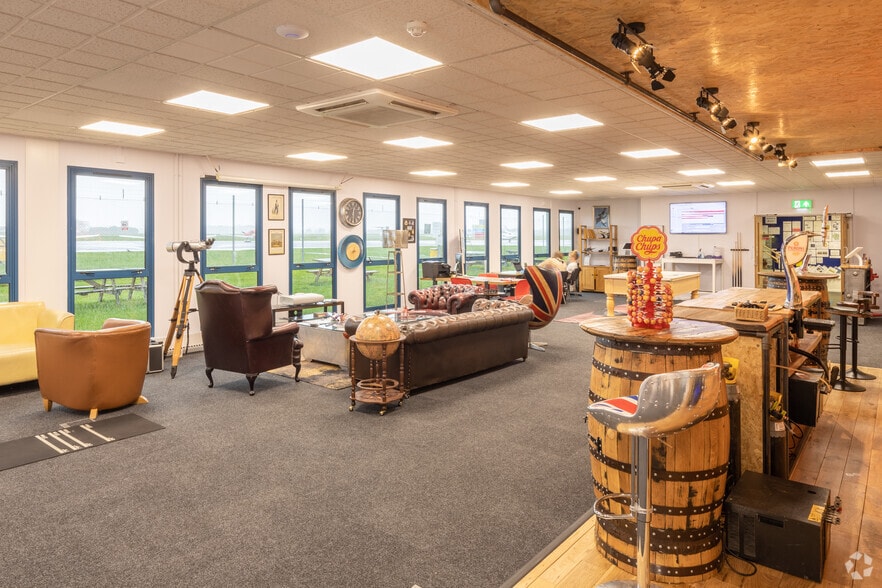 Langford Ln, Kidlington for lease - Interior Photo - Image 1 of 30