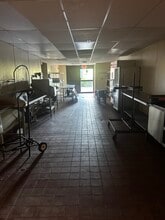 7076 Highland Rd, Waterford, MI for lease Interior Photo- Image 2 of 12