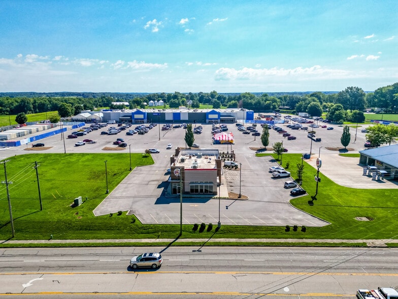 1697 N Main St, Beaver Dam, KY for sale - Primary Photo - Image 2 of 10