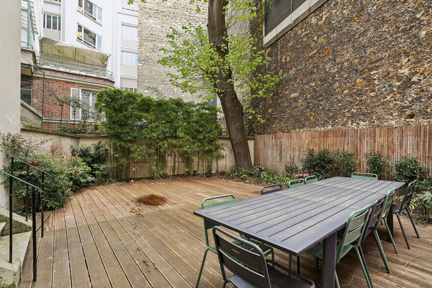 20 Rue De Prony, Paris à louer - Photo du bâtiment - Image 2 de 14