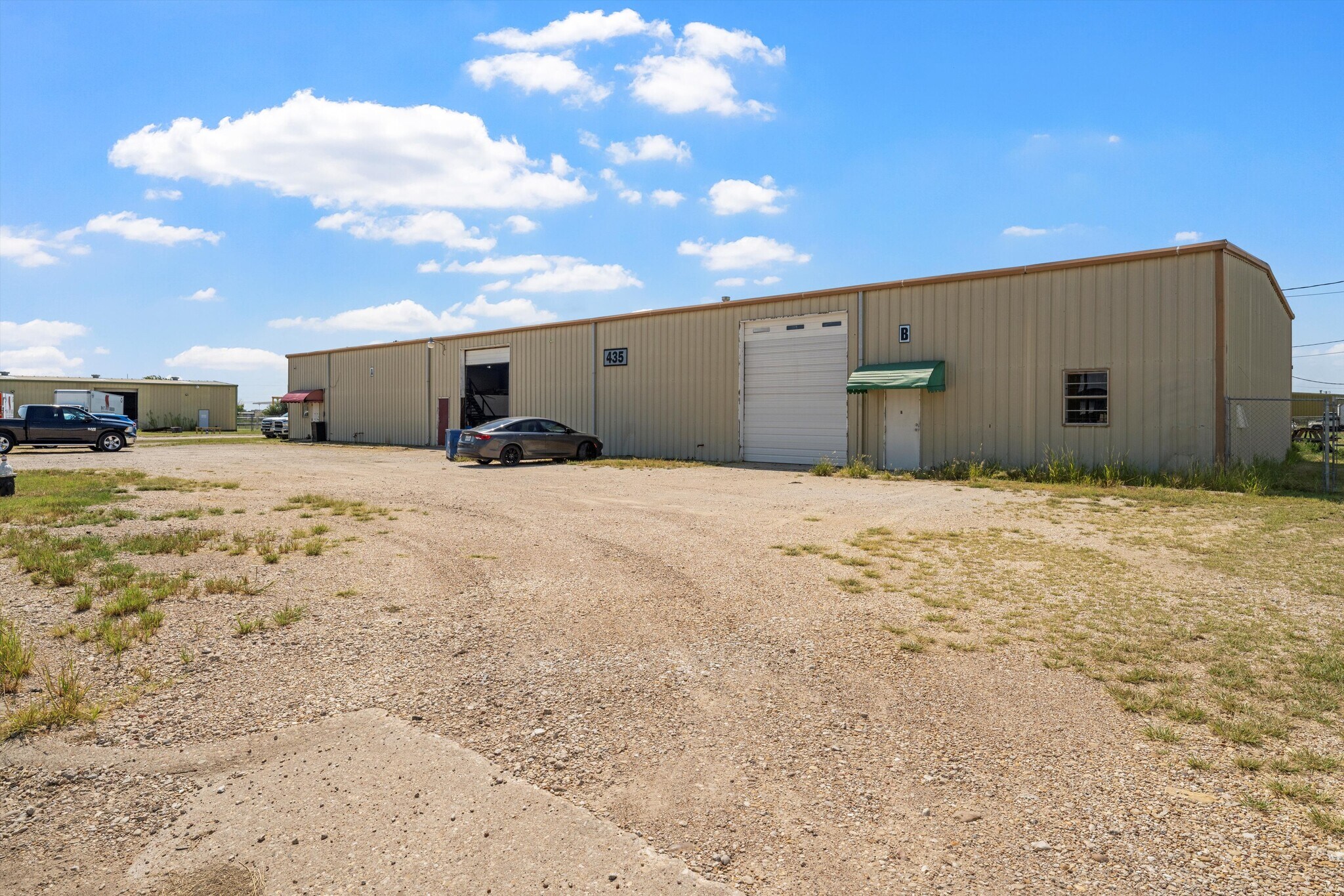 435 S McLennan Loop, Elm Mott, TX for lease Building Photo- Image 1 of 6