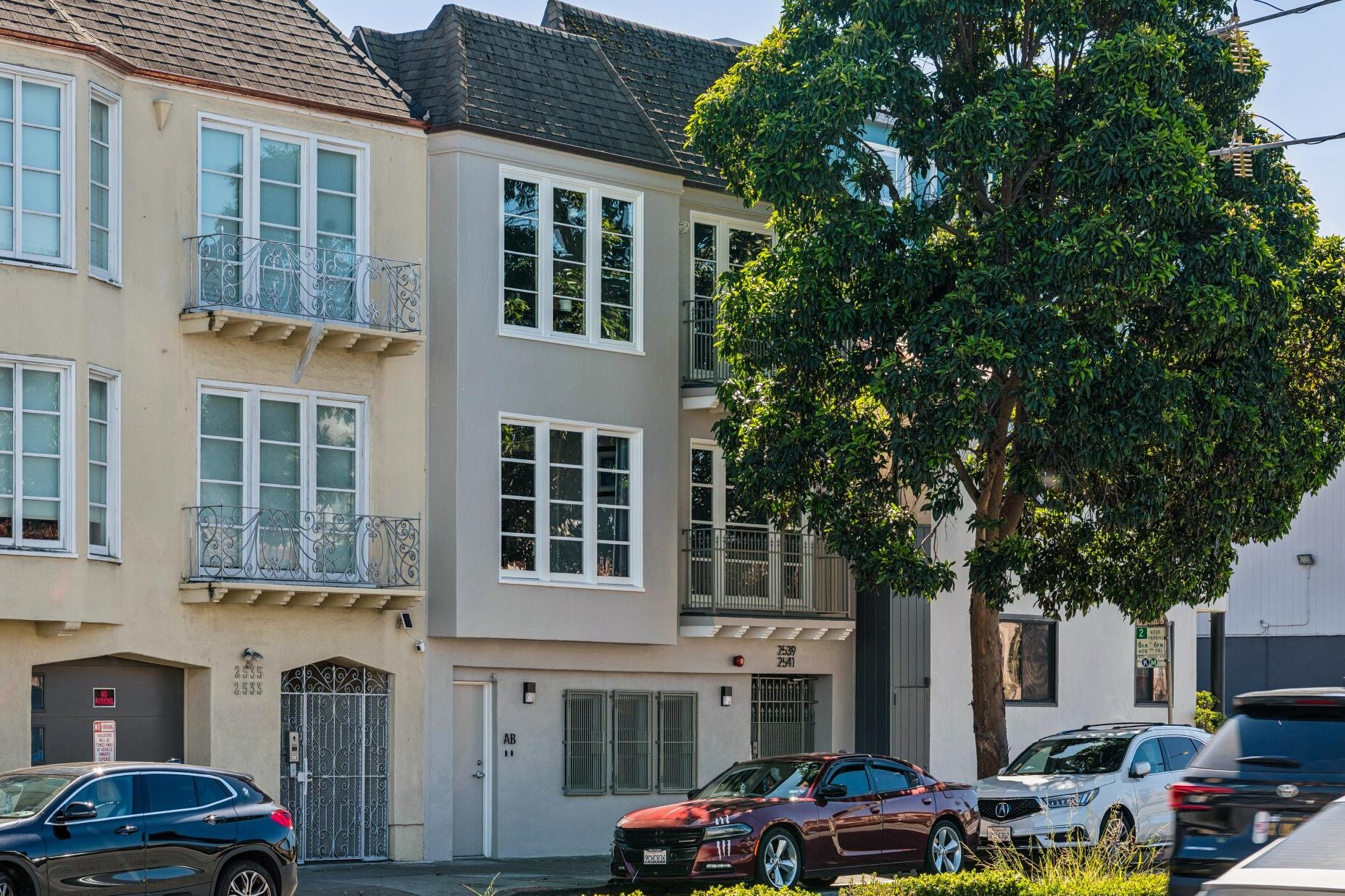 2539-2541 Lombard St, San Francisco, CA for sale Primary Photo- Image 1 of 91