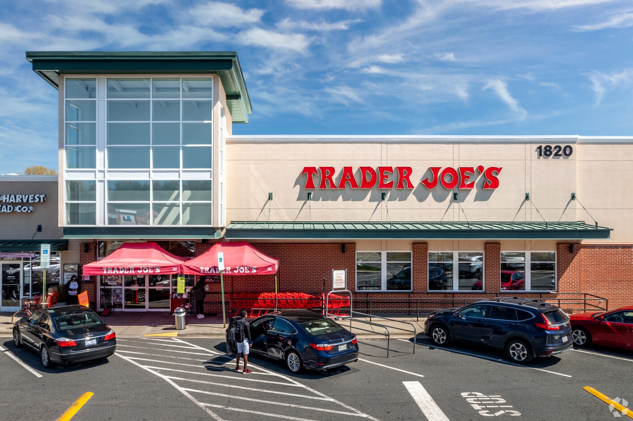 1820-2008 E Arbor Dr, Charlotte, NC for lease Building Photo- Image 1 of 8