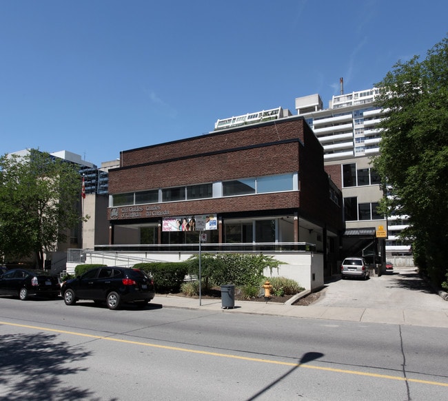 Plus de détails pour 50 Merton St, Toronto, ON - Bureau à louer