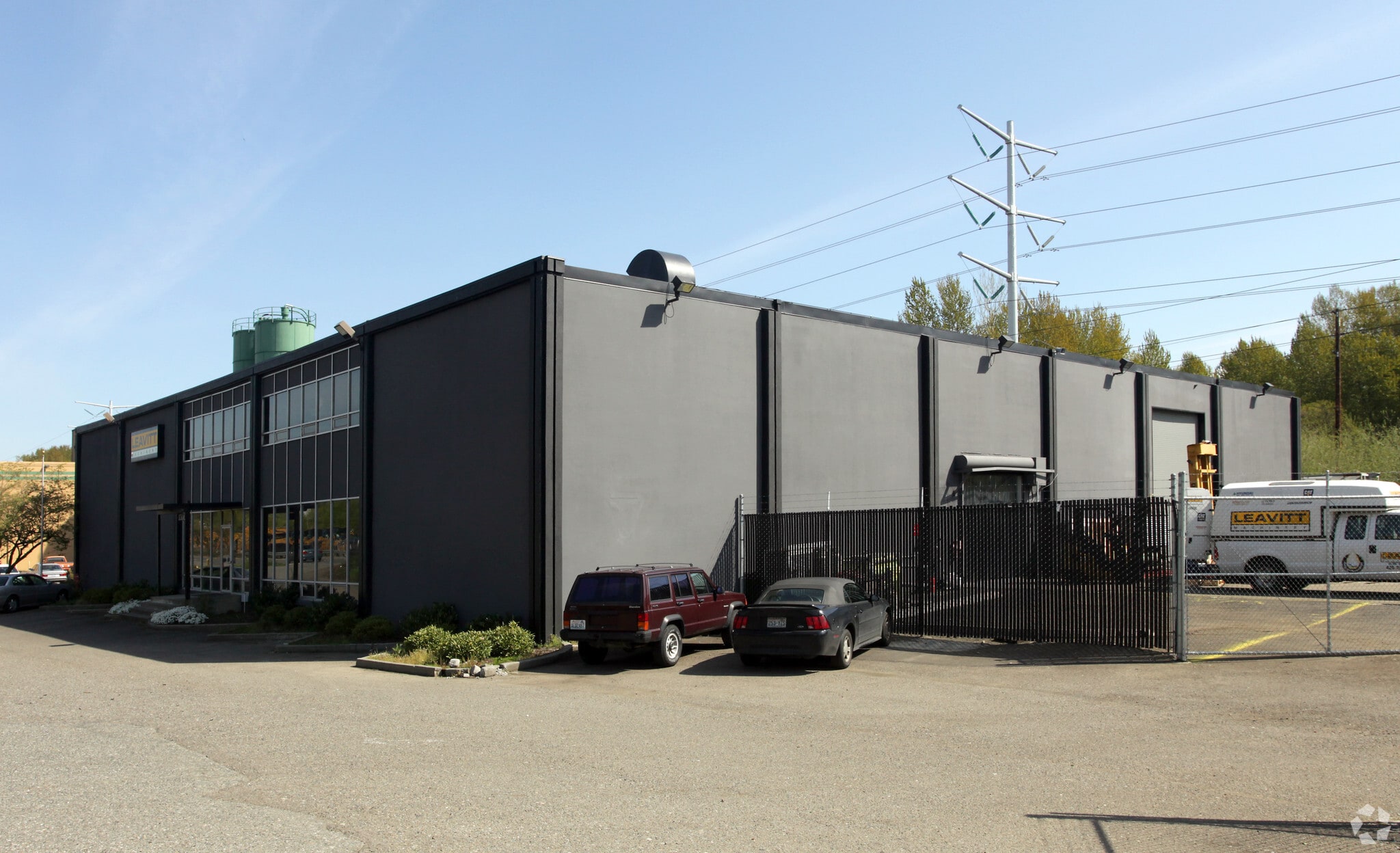 17300 W Valley Hwy, Tukwila, WA for lease Primary Photo- Image 1 of 5