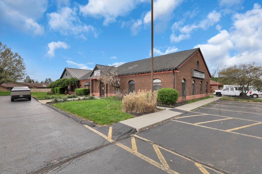 4241 Kimberly Pky, Columbus, OH à louer - Photo du bâtiment - Image 2 de 36