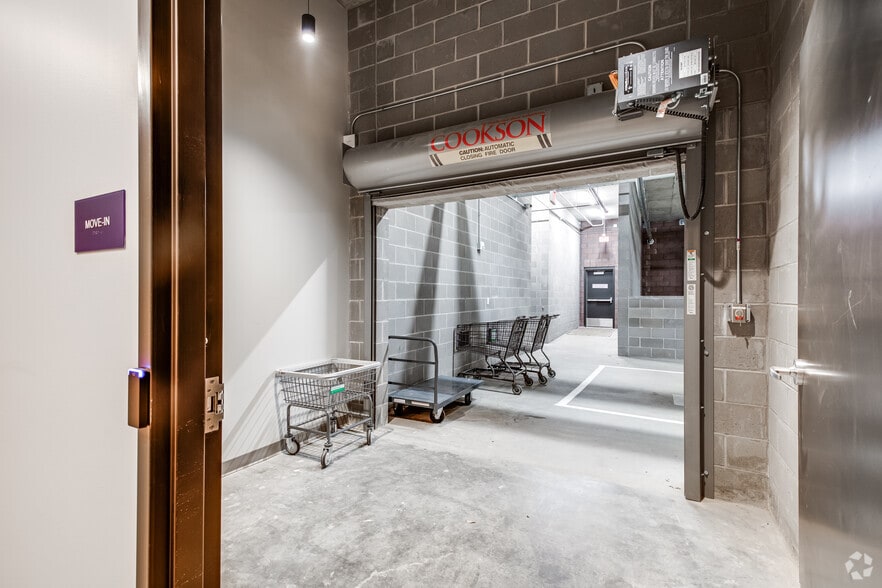 500 W Lake St, Minneapolis, MN for lease - Interior Photo - Image 2 of 29