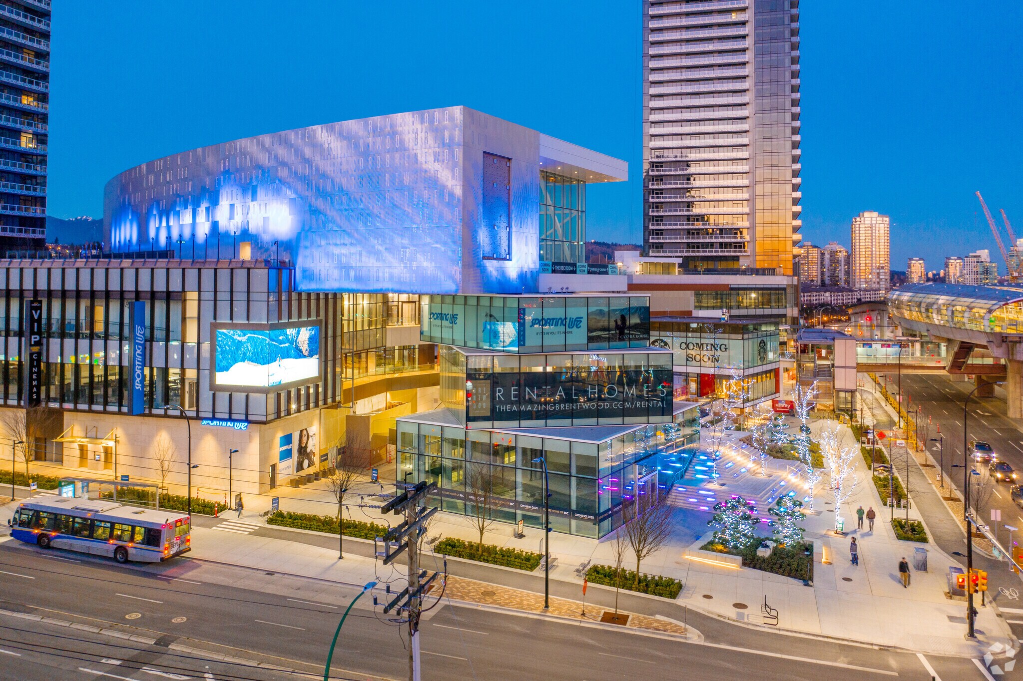 1920 Willingdon Av, Burnaby, BC for sale Primary Photo- Image 1 of 1