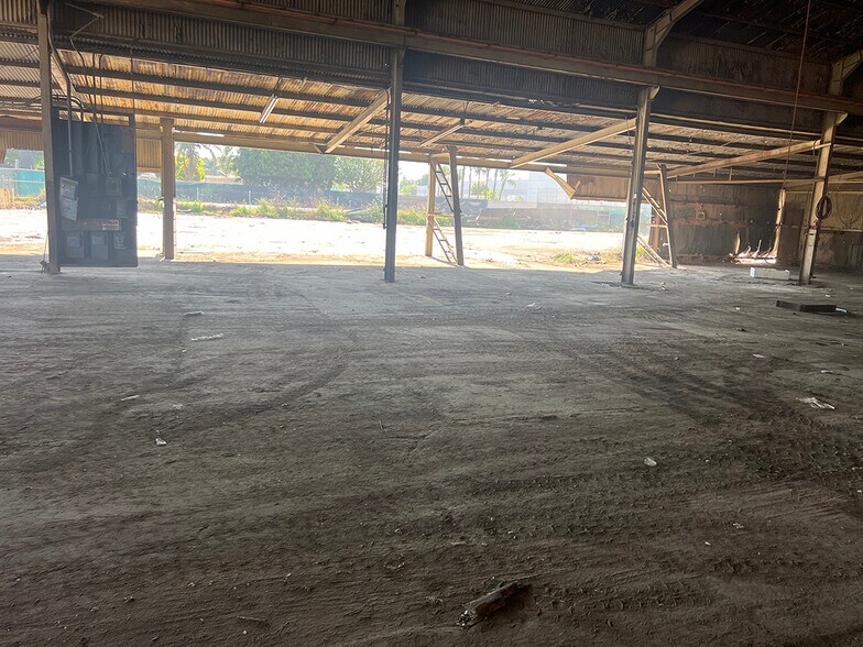 7815 Somerset Blvd, Paramount, CA à louer - Photo du bâtiment - Image 3 de 6