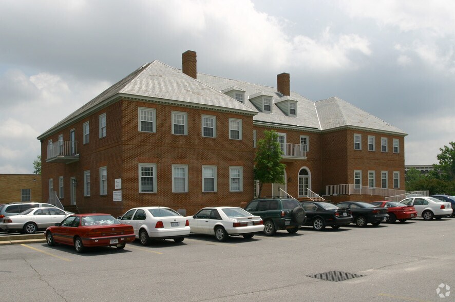 425 W 20th St, Norfolk, VA à louer - Photo du bâtiment - Image 2 de 5