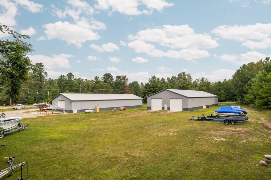 11891 S East Torch Lake Dr, Alden, MI for sale - Primary Photo - Image 1 of 1