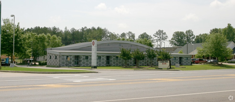6727-6729 Deerfoot Pky, Trussville, AL for lease - Building Photo - Image 3 of 6