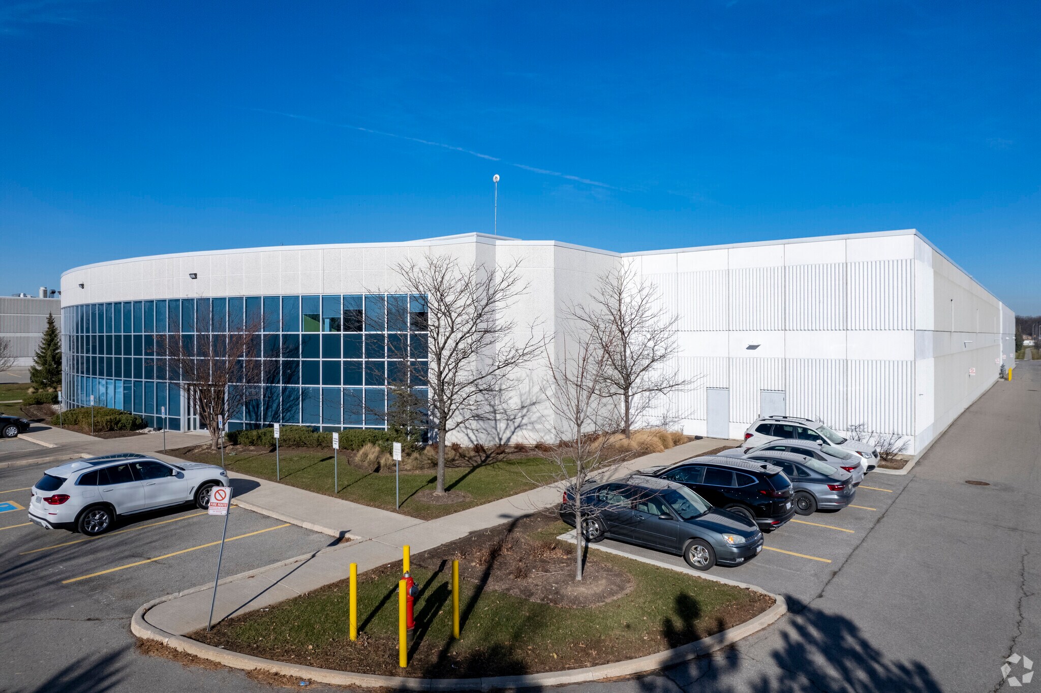 3730 Laird Rd, Mississauga, ON à vendre Photo principale- Image 1 de 1