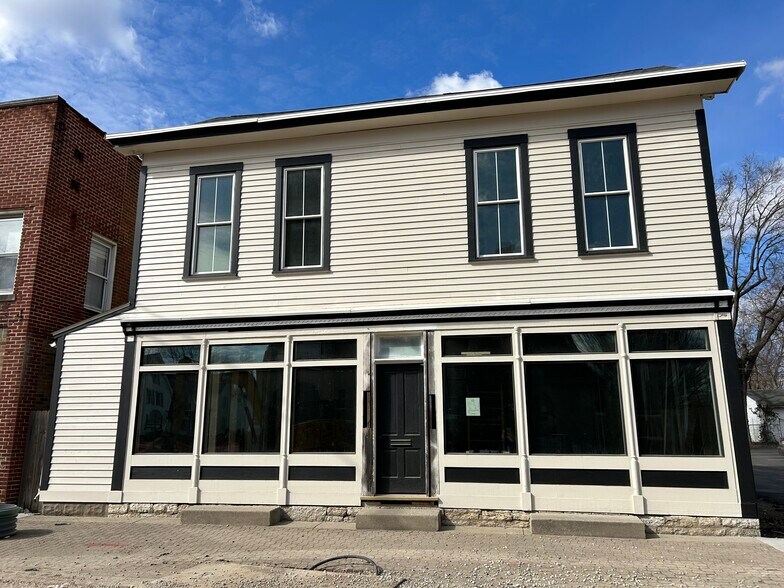 449 S Main St, Franklin, OH à louer - Photo du bâtiment - Image 1 de 4
