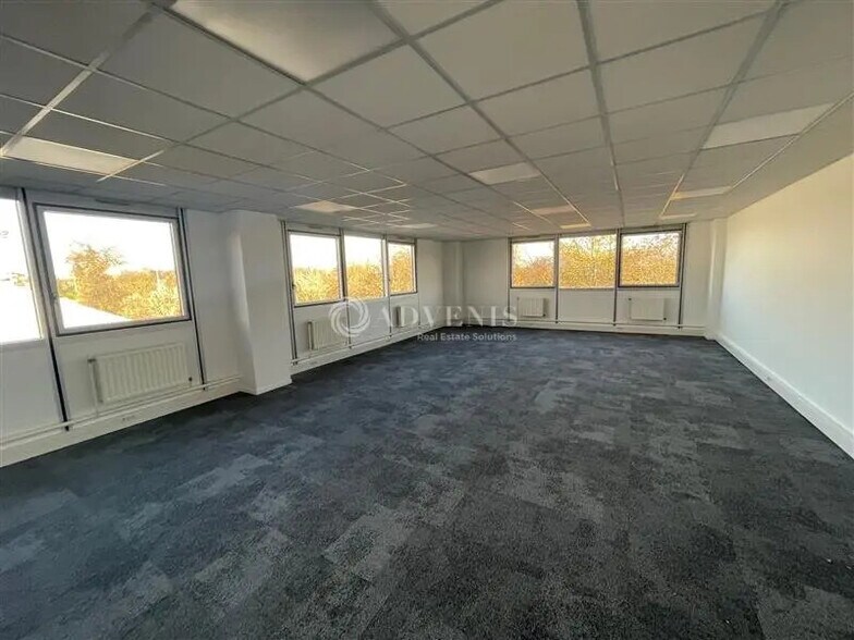 Office in Fontenay-sous-Bois for lease - Interior Photo - Image 3 of 5