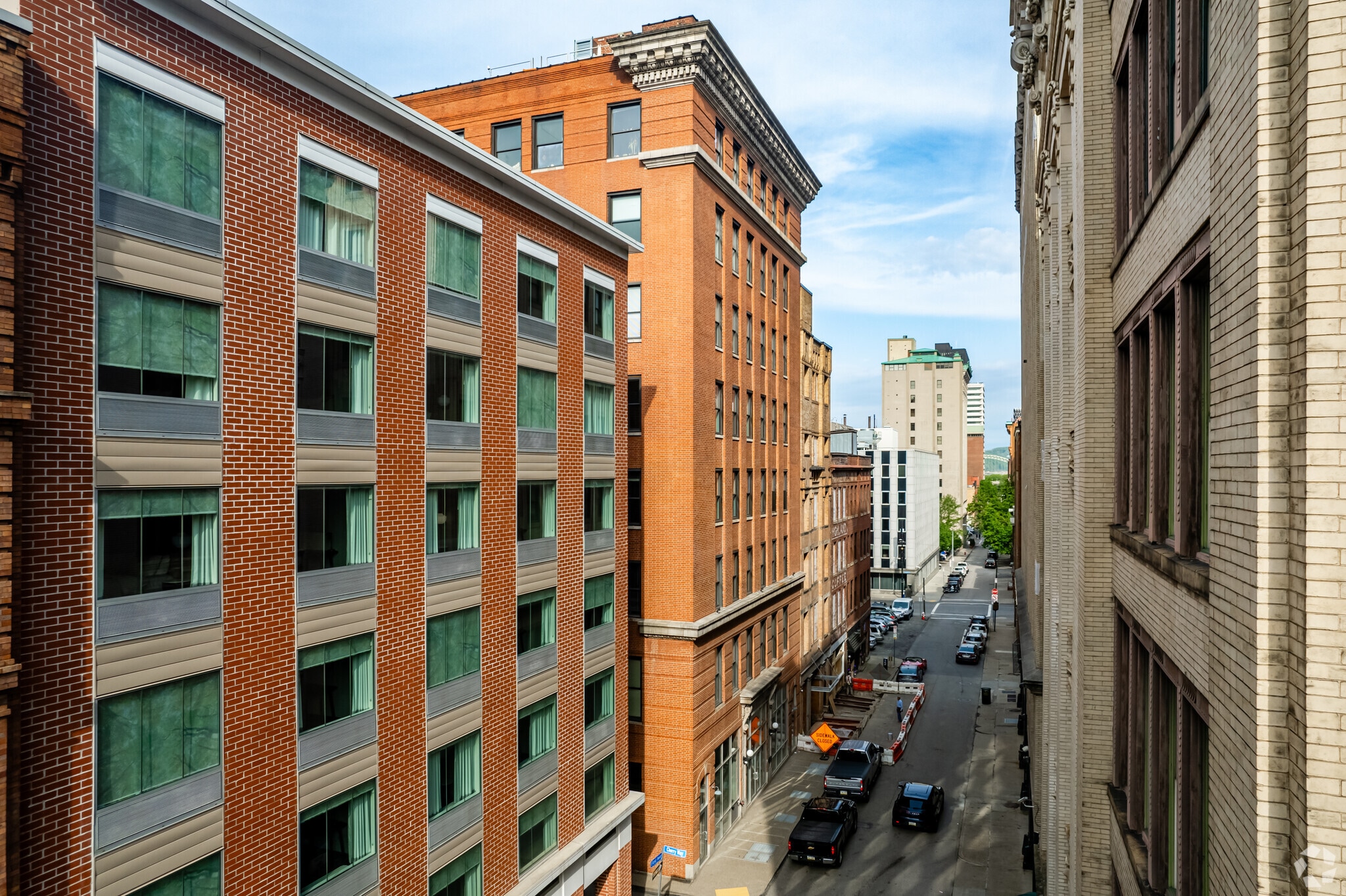 422-440 1st Ave, Pittsburgh, PA for lease Primary Photo- Image 1 of 29