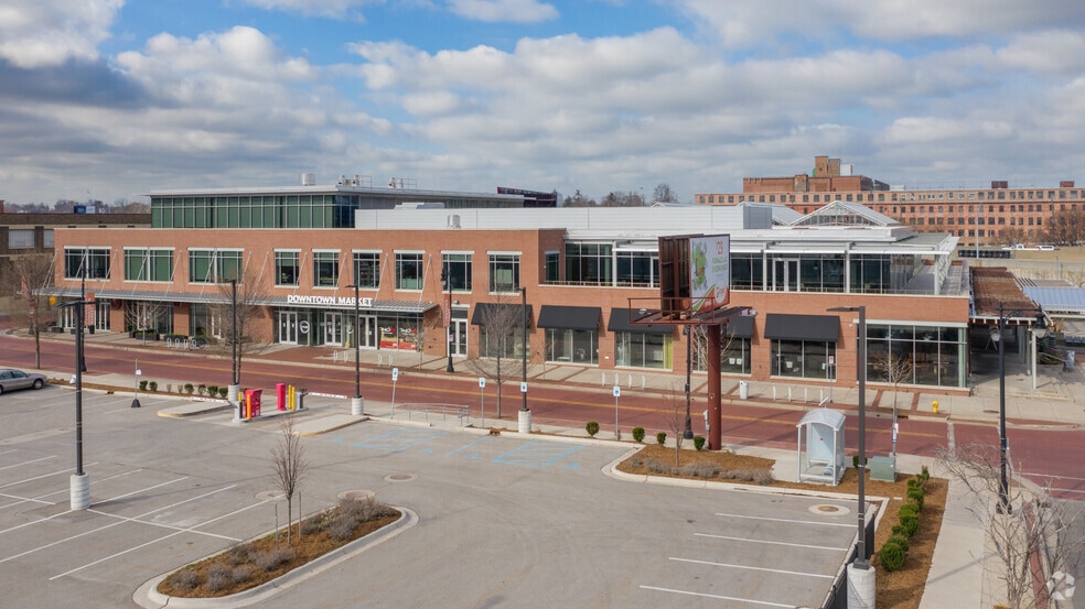 435 Ionia Ave SW, Grand Rapids, MI for lease - Building Photo - Image 2 of 15