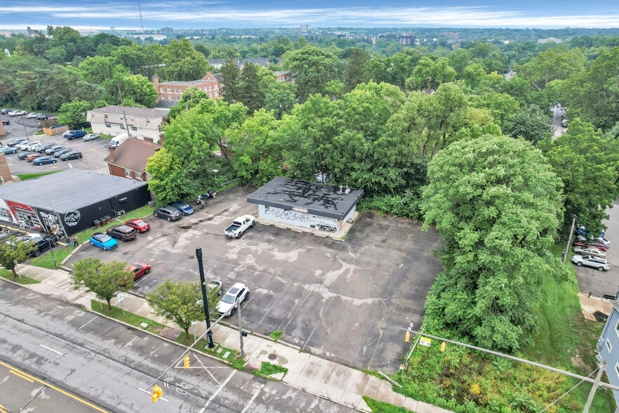 3021 N High St, Columbus, OH for sale - Building Photo - Image 2 of 12