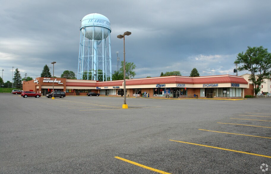 2326-2339 Louisiana Ave, Saint Louis Park, MN for lease - Primary Photo - Image 1 of 4
